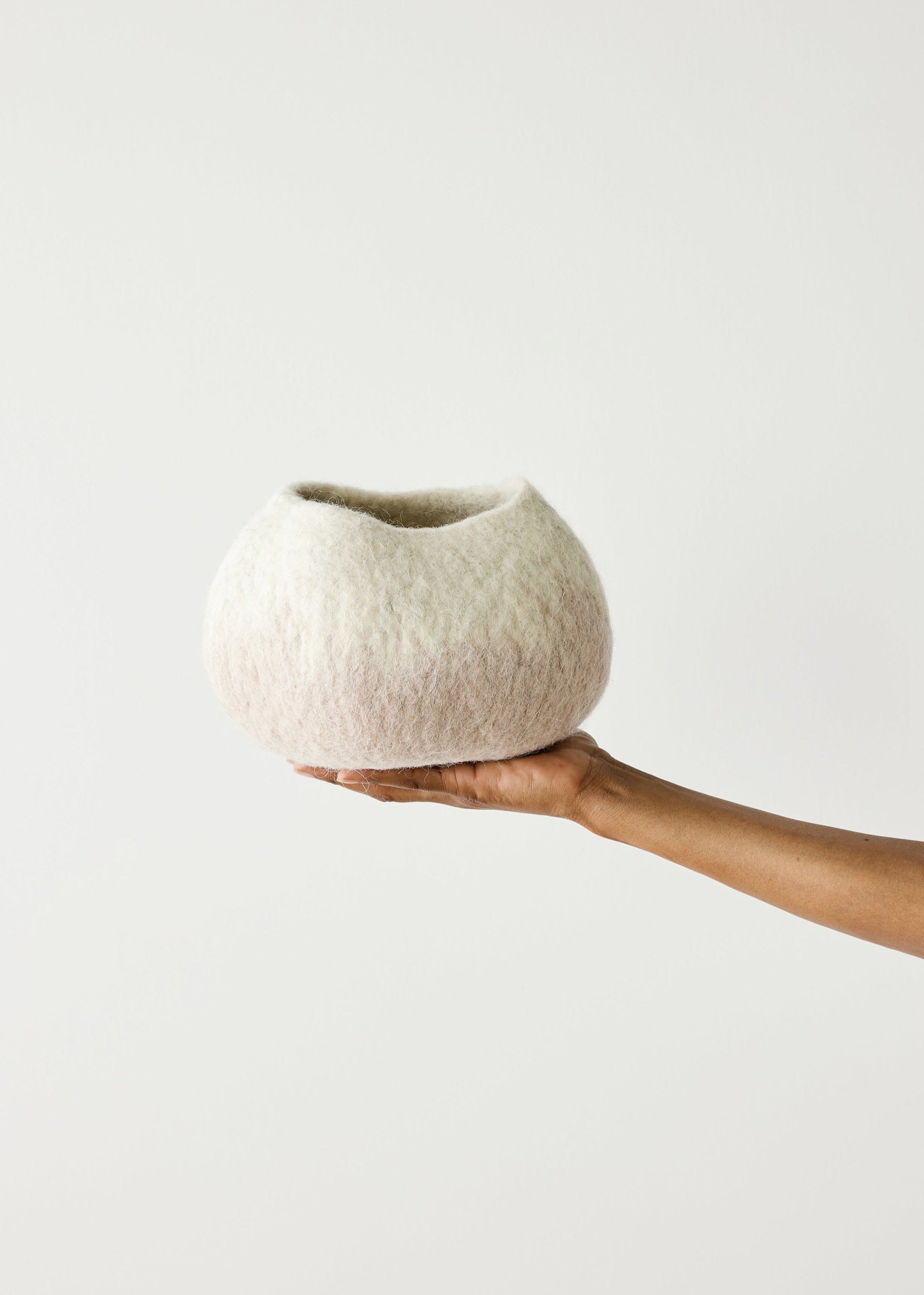 Soft Stone Ombre Decorative Wool Ukhamba Basket