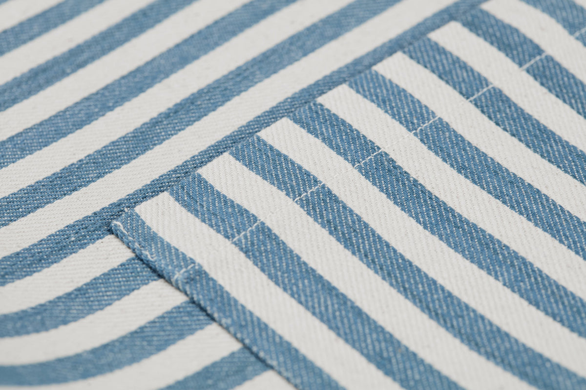 Bistro Apron with Pockets